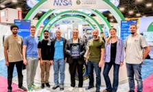 Gordon Bell Winners accepting award from HPCWire